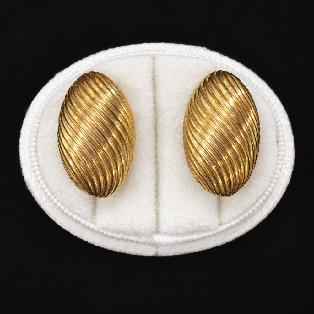 Marino Clip On Earrings Womens Gold Tone Vtg Ribbed Oval Fluted Statement